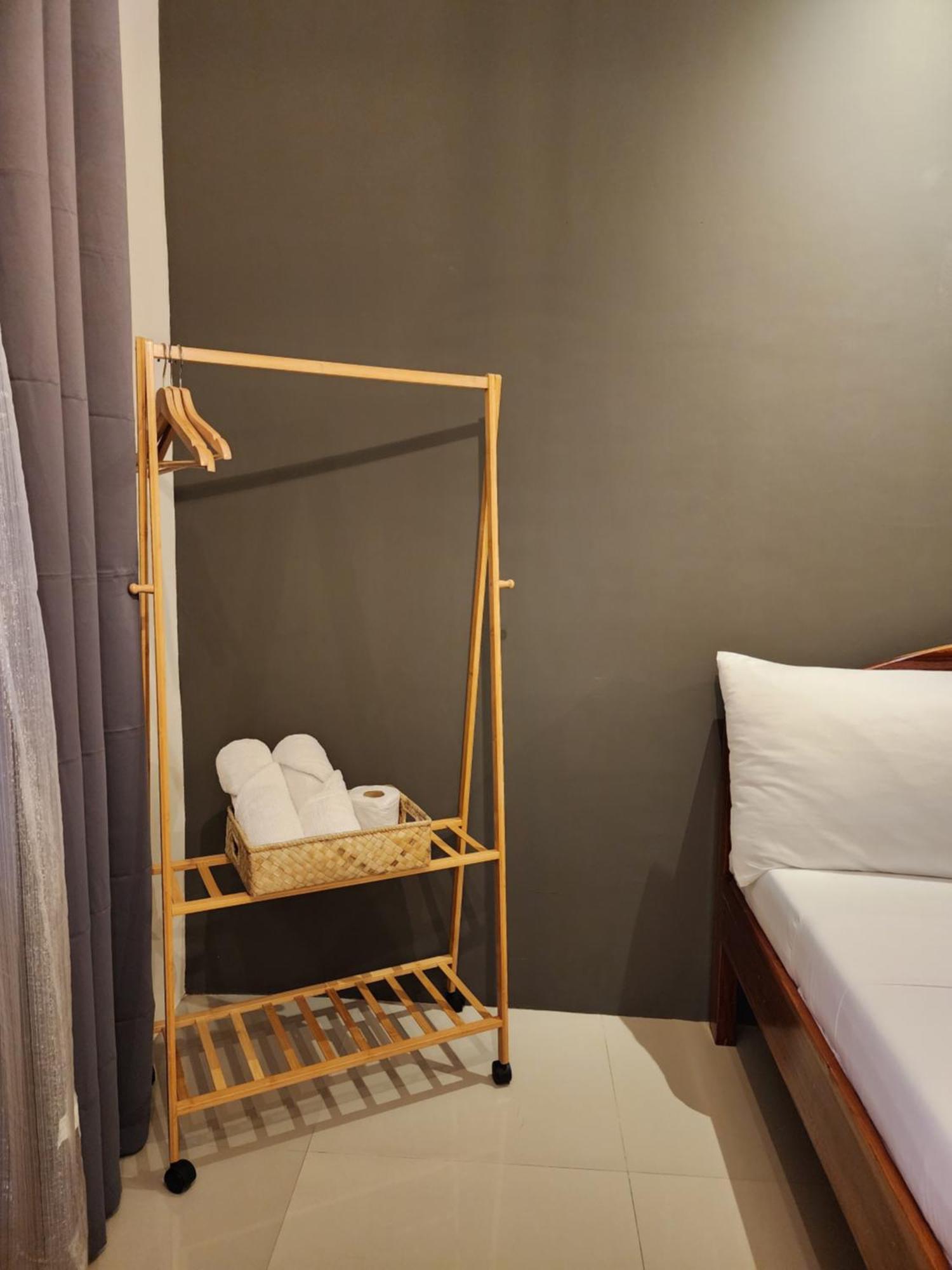 Susada'S Inn Ослоб Экстерьер фото