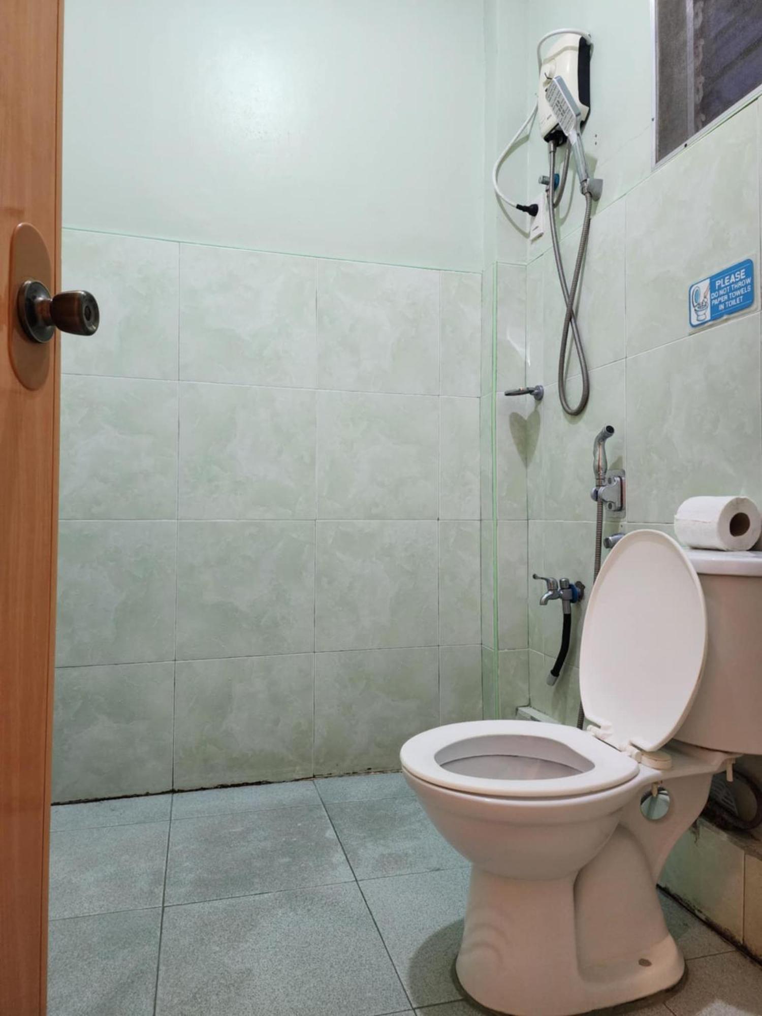 Susada'S Inn Ослоб Экстерьер фото